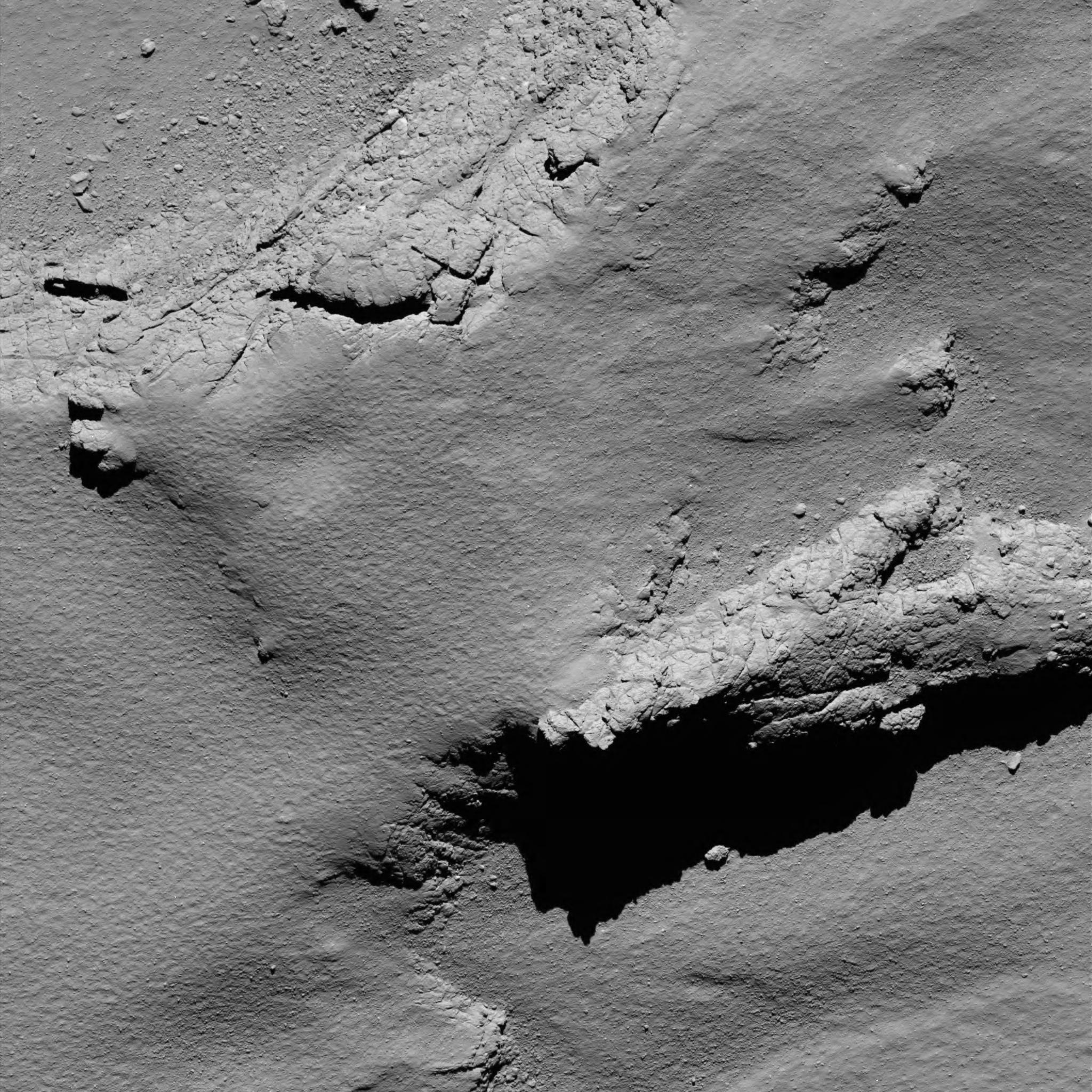 Imagen del cometa 67P tomada por la cámara OSIRIS durante el descenso de Rosetta. 